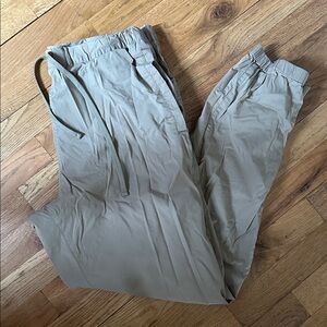 Men’s COS Lightweight Jogger Style Pants Tan Medium